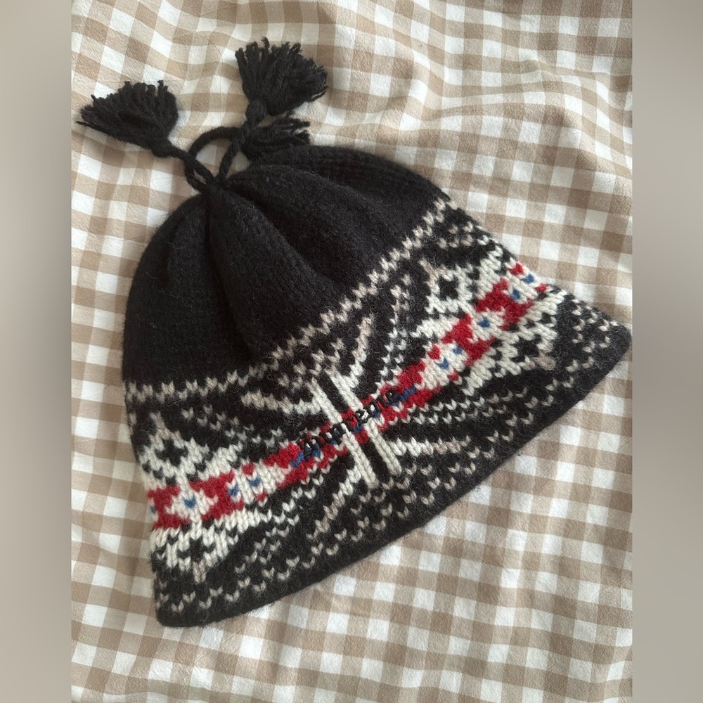 Supreme Tassel Beanie - Black FW22